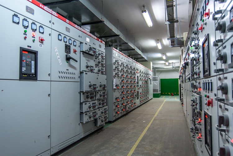 10kv電力設(shè)備安裝一站式服務(wù)：專業(yè)賦能，點(diǎn)亮未來(lái)